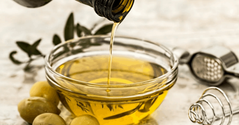 6 Reasons You Shouldn’t Use Olive Oil For Oil Painting!