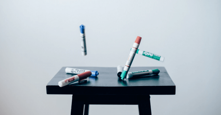 10 Quick And Easy Whiteboard Cleaning Hacks!